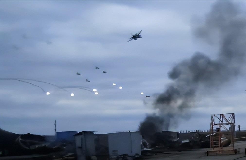 1：19，俄乌战损比披露，574架无人机和40枚导弹空袭，美工厂被炸