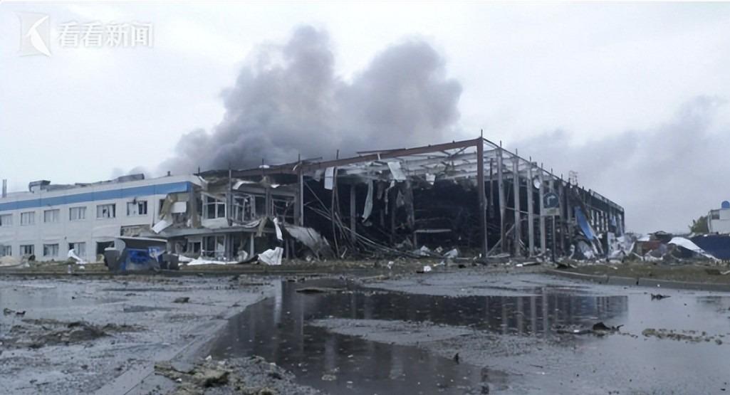 1：19，俄乌战损比披露，574架无人机和40枚导弹空袭，美工厂被炸