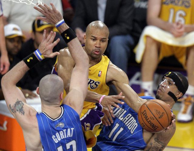 费舍尔：很幸运能为湖人效力13年 穿上紫金战袍是我儿时的梦想